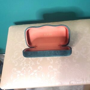 Sunglasses case